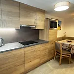 Alte Schmiede 3*