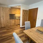 Alte Schmiede Πανσιόν 3*