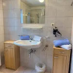 Πανσιόν Alte Schmiede 3*