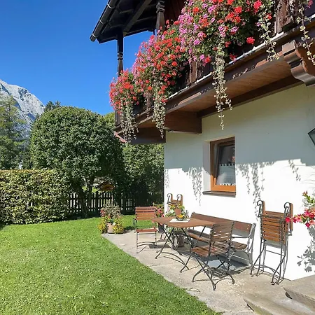 Alte Schmiede Pensión 3*