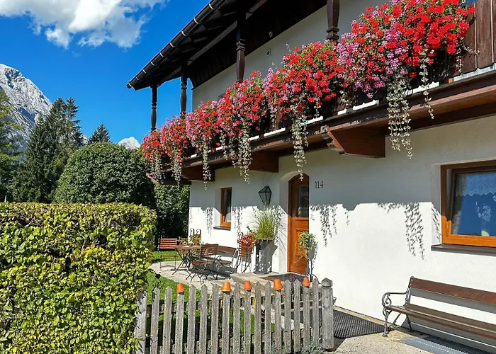 Alte Schmiede Pensión 3*