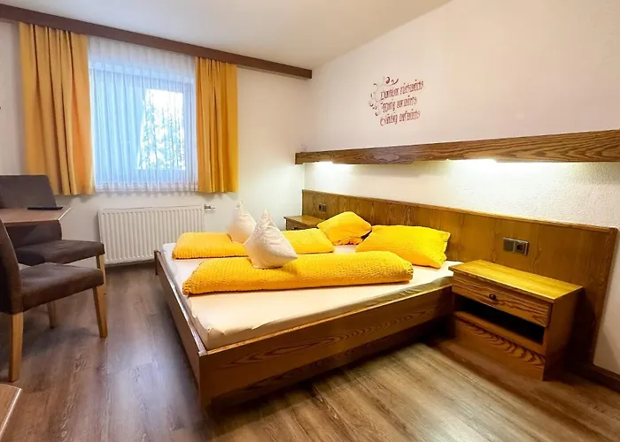 Alte Schmiede Pensión 3*