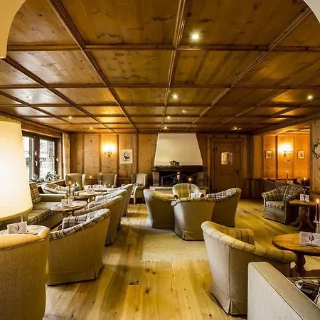 Alte Schmiede 4*