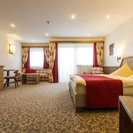 Gasthof Alte Schmiede 4*