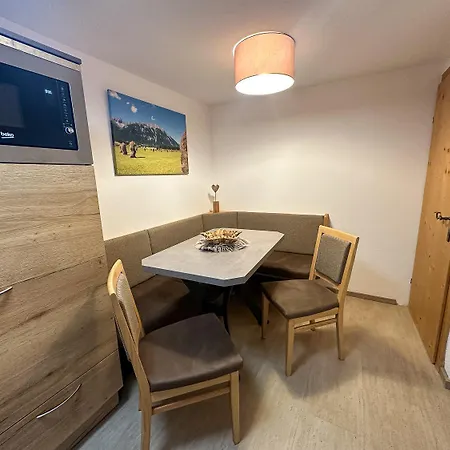 Alte Schmiede Guest house Leutasch